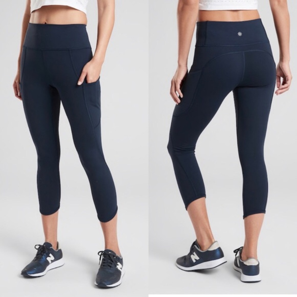 NWT Athleta All In Capri Navy Blue Leggings - Picture 1 of 7